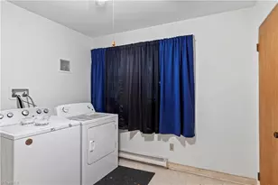 3005 Twin Lakes Dr, Greensboro, NC 27407 - Photo 23