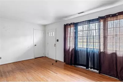 3005 Twin Lakes Drive, Greensboro, NC 27407 - Photo 7