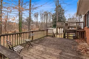 3005 Twin Lakes Dr, Greensboro, NC 27407 - Photo 25