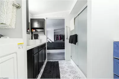 1007 High Rock Shores Drive, Lexington, NC 27292 - Photo 29