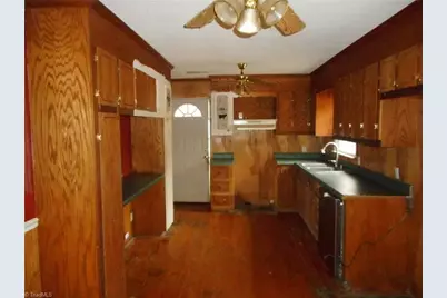 5511 Windemere Circle, Trinity, NC 27370 - Photo 5