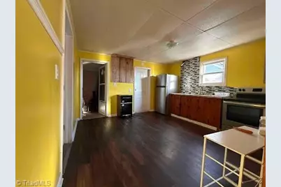 332 Pegram Street, Elkin, NC 28621 - Photo 7