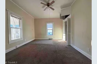 332 Pegram Street, Elkin, NC 28621 - Photo 5