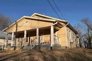 332 Pegram St, Elkin, NC 28621 - Photo 3