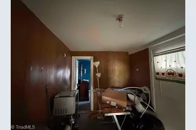 332 Pegram Street, Elkin, NC 28621 - Photo 9