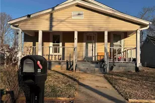 332 Pegram St, Elkin, NC 28621 - Photo 1