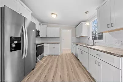 274 Valley Drive, Lexington, NC 27292 - Photo 9