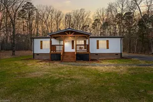 274 Valley Dr, Lexington, NC 27292 - Photo 1