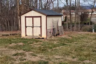 1034 Kentland Dr, King, NC 27021 - Photo 7