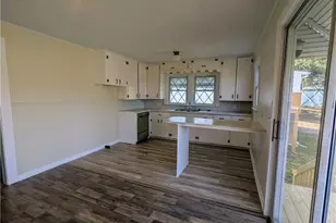 119 Cox Ave, Elkin, NC 28621 - Photo 3