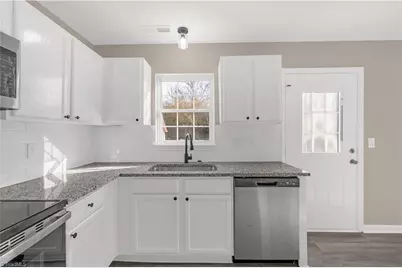 919 Pine Street, Greensboro, NC 27401 - Photo 13