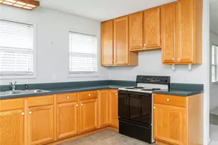 1312 Greenwood Terrace, Burlington, NC 27215 - Photo 9