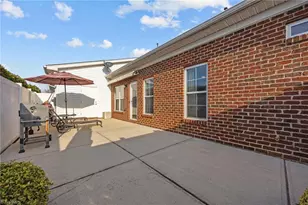 1902 Tweed Ln, Burlington, NC 27215 - Photo 25