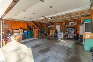 1302 Clover Ln, Greensboro, NC 27410 - Photo 31