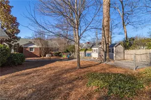 1302 Clover Ln, Greensboro, NC 27410 - Photo 35