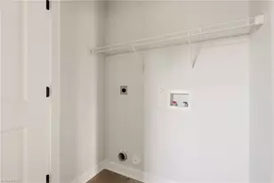 1007 E Barton St, Greensboro, NC 27407 - Photo 29