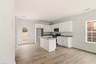 2512 Machine St, Winston-Salem, NC 27105 - Photo 9