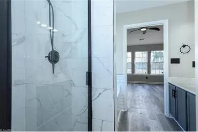 4239 Fairwood Drive, Greensboro, NC 27406 - Photo 23