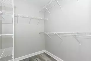 4239 Fairwood Dr, Greensboro, NC 27406 - Photo 21