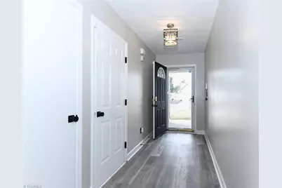 4239 Fairwood Drive, Greensboro, NC 27406 - Photo 5