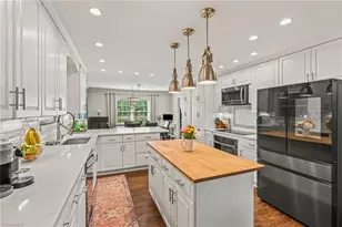 223 Ivy Cir, Advance, NC 27006 - Photo 5