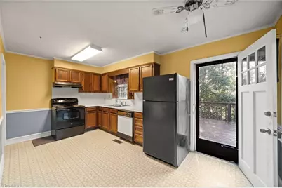 615 Corona Street, Winston-Salem, NC 27103 - Photo 9