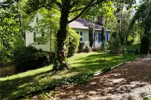 615 Corona St, Winston-Salem, NC 27103 - Photo 3