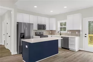 2816 Regal Rd, Reidsville, NC 27320 - Photo 9