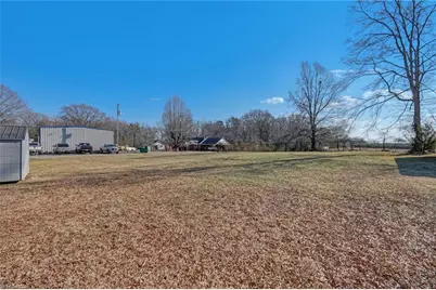 148 E Meadow Road, Eden, NC 27288 - Photo 7