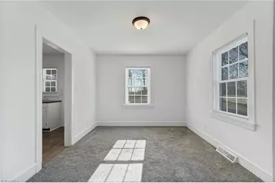 148 E Meadow Road, Eden, NC 27288 - Photo 15