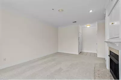 524 College Road #306, Greensboro, NC 27410 - Photo 5