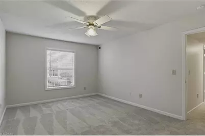 7129 Friendly Avenue #D, Greensboro, NC 27410 - Photo 23