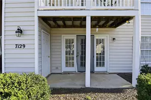 7129 Friendly Ave, Greensboro, NC 27410 - Photo 5