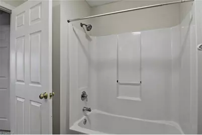 7129 Friendly Avenue #D, Greensboro, NC 27410 - Photo 25