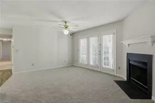 7129 Friendly Ave, Greensboro, NC 27410 - Photo 11