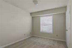 7129 Friendly Ave, Greensboro, NC 27410 - Photo 27