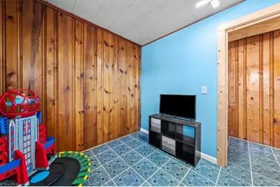 101 N Rockingham Street, Robbins, NC 27325 - Photo 19