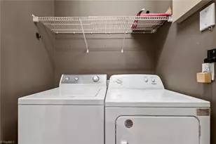 108 Sunset Cir, Greensboro, NC 27408 - Photo 25