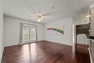 108 Sunset Cir, Greensboro, NC 27408 - Photo 15