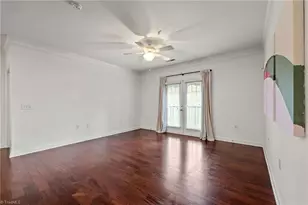 108 Sunset Cir, Greensboro, NC 27408 - Photo 17