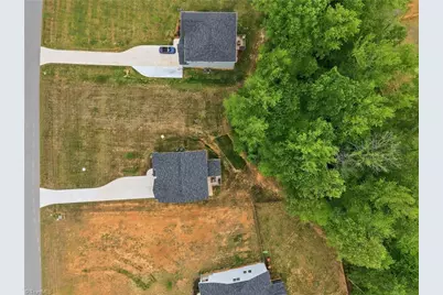 6572 Rogers Farm Road, Pleasant Garden, NC 27313 - Photo 5