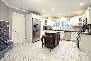 1410 Fernwood Dr, High Point, NC 27262 - Photo 11