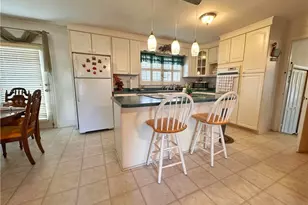 2924 Swallow Rd, Reidsville, NC 27320 - Photo 5