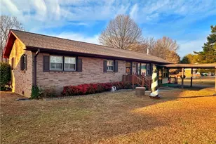 2924 Swallow Rd, Reidsville, NC 27320 - Photo 1