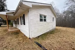 731 Pallie Watlington Rd, Yanceyville, NC 27379 - Photo 3