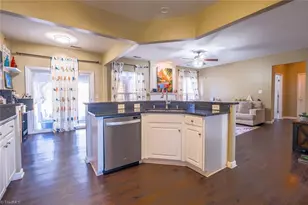 1416 Pondhaven Dr, High Point, NC 27265 - Photo 11