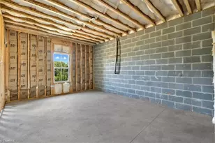 2010 Bob Jessup Dr, Greensboro, NC 27455 - Photo 33