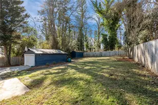 1319 Seminole Dr, Greensboro, NC 27408 - Photo 33