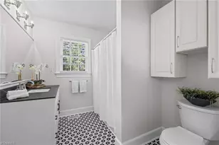 1319 Seminole Dr, Greensboro, NC 27408 - Photo 19