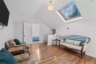 1319 Seminole Dr, Greensboro, NC 27408 - Photo 25